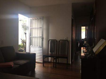 Casa à venda no Lindéia: 